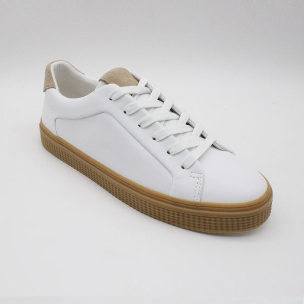 White Leather Lace-up Low-top Gum Sole Sneaker